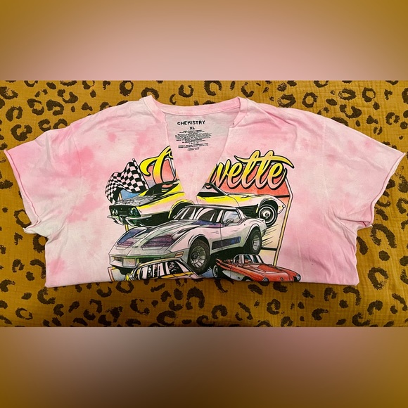 Cutout Graphic T Bundle - Picture 4 of 4